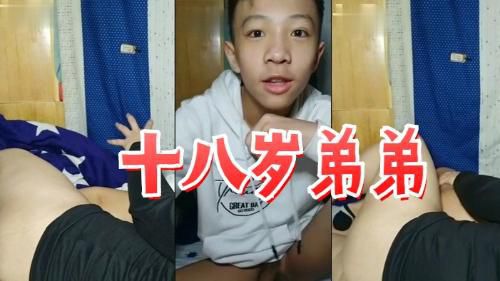 [会员专享]18岁刚毕业弟弟找不到工作甘愿被胖大叔操