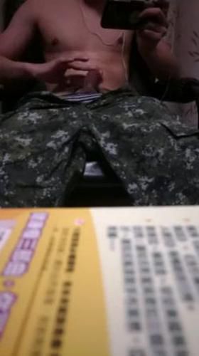 帮异男打手枪爽到喷尿潮吹 （推荐）