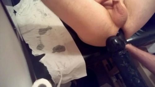 拳奴小受享受着拳交已经开发起双拳了然后大屌阳具插入开发深拳