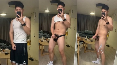 骚帅直男体育生给学妹的私人视频